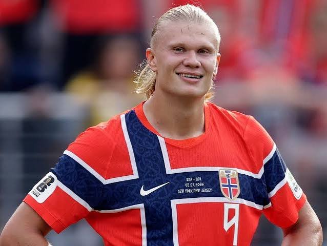 Gry Marita Braut: Haalands Mutter und ihre eigene Sportgeschichte Gry Marita Braut, ehemalige norwegische Leichtathletin und Mutter von Erling Haaland“ – sofern das verwendete Bild sie zeigt.